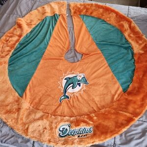 Forever Collectibles NFL Miami Dolphins Plush 52" Christmas Holiday Tree Skirt